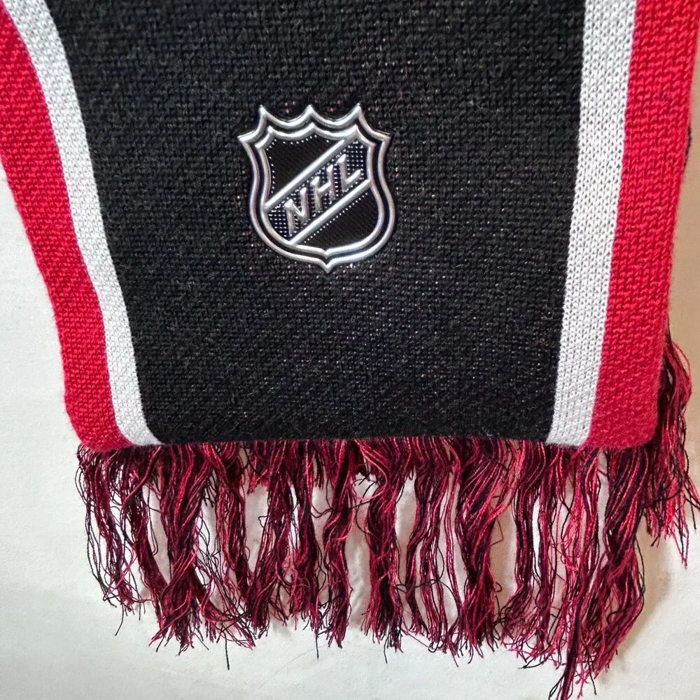 Fanatics NWT Calgary Flames Hockey NHL Red Black 2 Sided Knit Scarf with Fringe